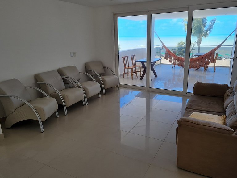 Aconchegante Suíte Lateral Mar no Na Praia Bessa