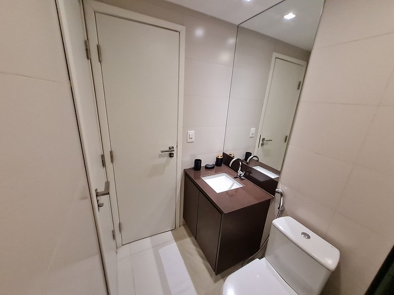 Sensacional Apartamento no Holandas Prime