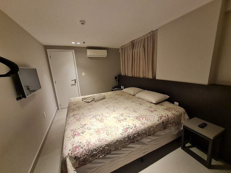 Studio p/ 3 Pessoas - excelente localização (MH)