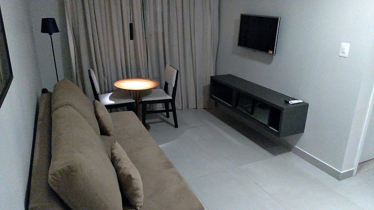 Flat Equipado a 250m da Praia – Conforto p/ 3 (MH)