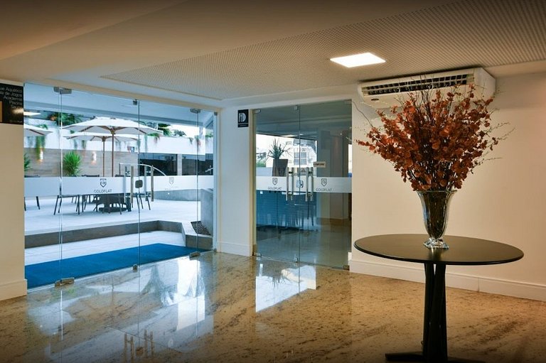 Flat com Vista Mar no Gold Flat
