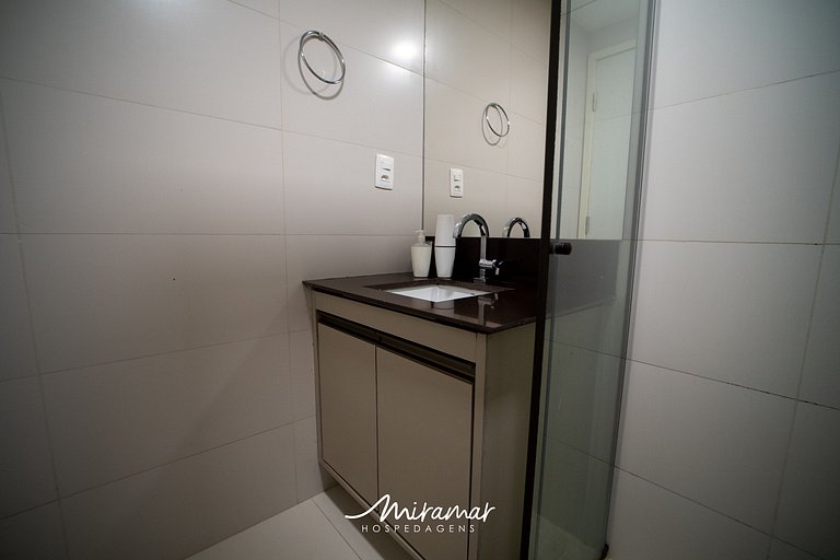 Confortável Apt com Terraço no Holanda's (MH)