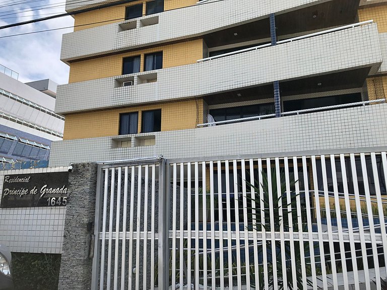 Confortável apart no Príncipe de Granada (MH)