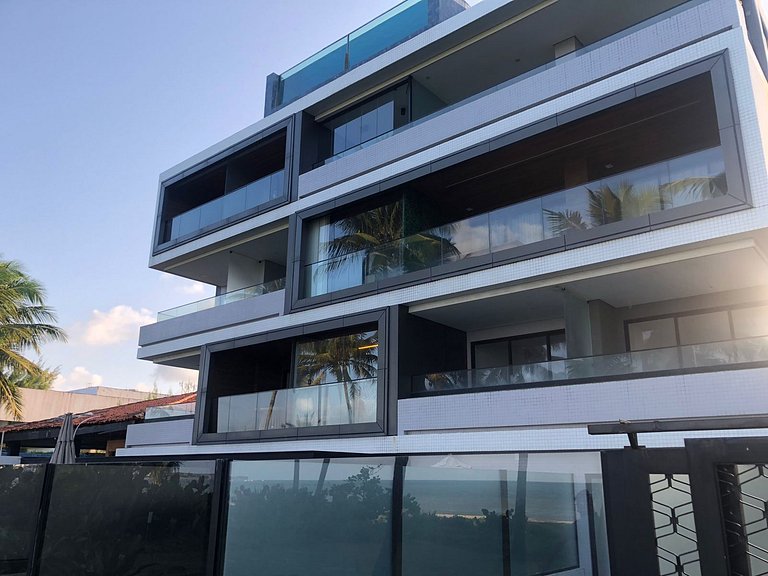 Apart. c/Varanda 2 quartos Jardim Oceania-Miramar