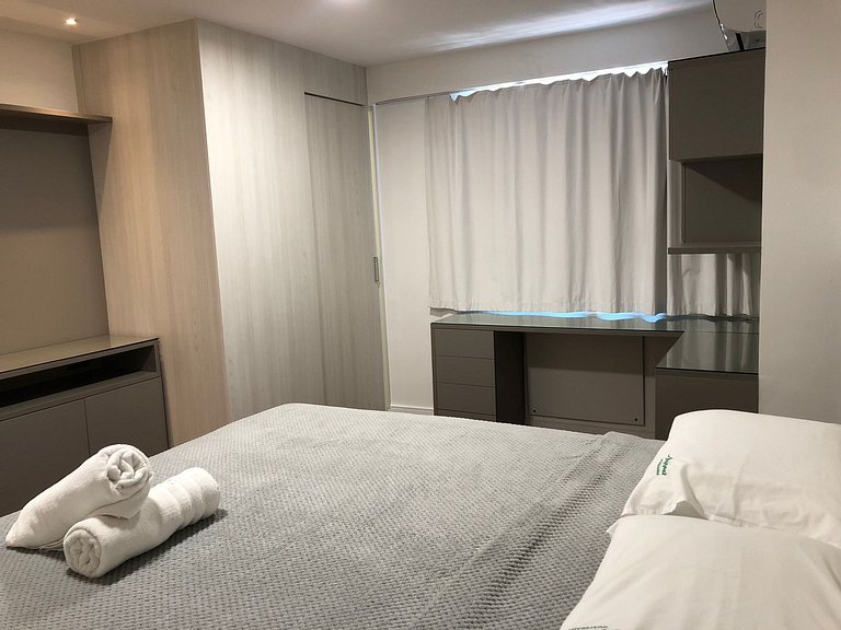 Apart de 2 Quartos Com Varanda Vista Mar