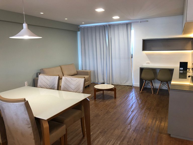 Apart de 2 Quartos Com Varanda Vista Mar
