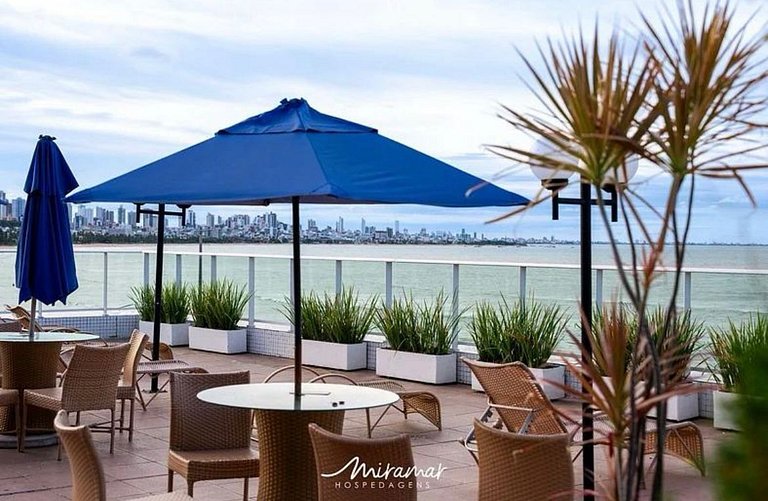 Incrível Flat com varanda Vista-Mar em Cabo Branco