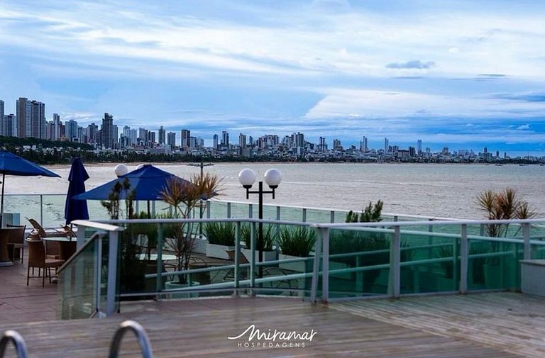 Incrível Flat com varanda Vista-Mar em Cabo Branco