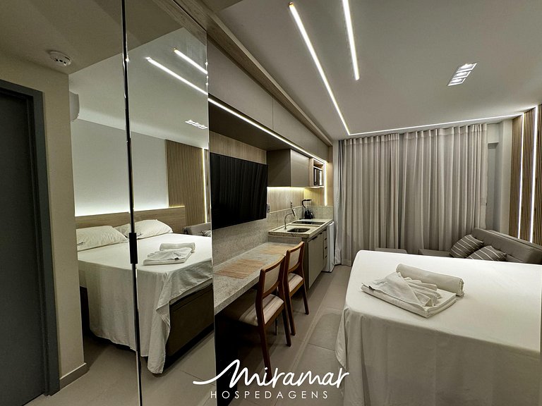 Flat Alto Padrão Próximo ao Mar - MH