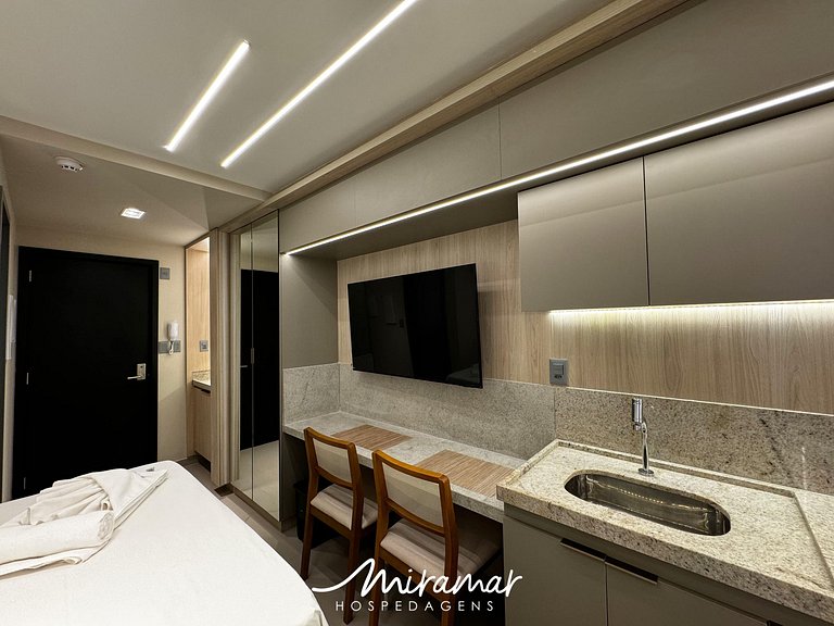 Flat Alto Padrão Próximo ao Mar - MH