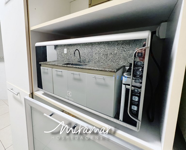 Apartamento c/ Vista p/ o Mar em Manaira