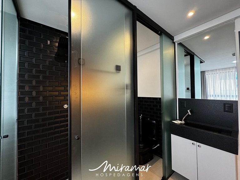 Flat Moderno a 50 Metros da Praia (MH)