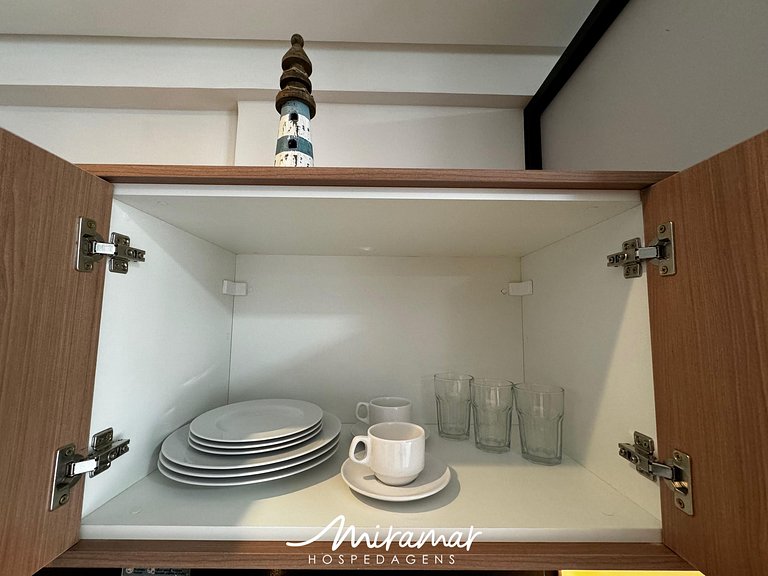Flat Moderno a 50 Metros da Praia (MH)