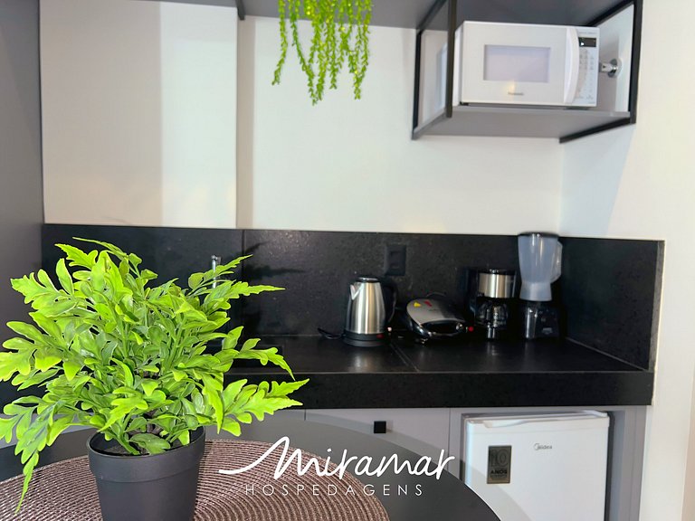 Confortável Flat no Get By Side 50m da Praia (MH)