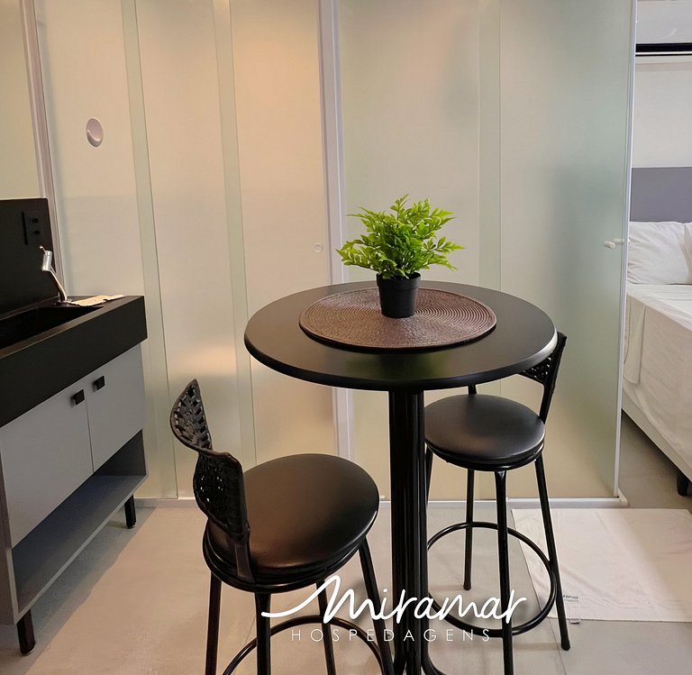 Confortável Flat no Get By Side 50m da Praia (MH)