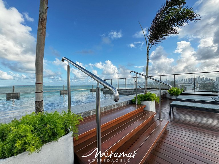 Flat c/Varanda e Vista Mar Lateral - MH
