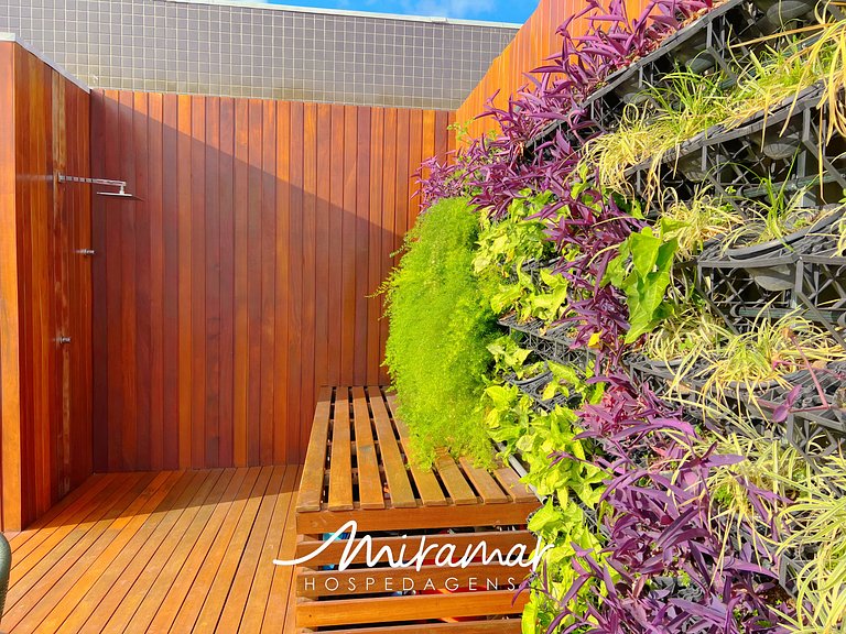 Apartamento c/ Varanda -Vista p/o Mar - MH
