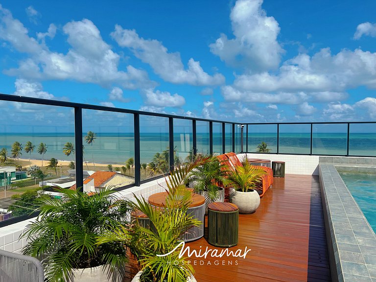 Flat: Aconchego e Elegância a 50m do Mar