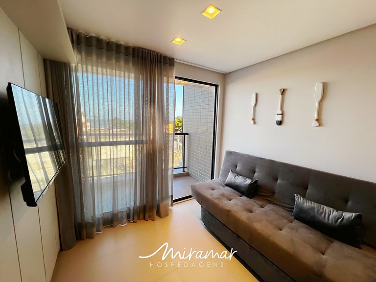 Apartamento c/ Varanda -Vista p/o Mar