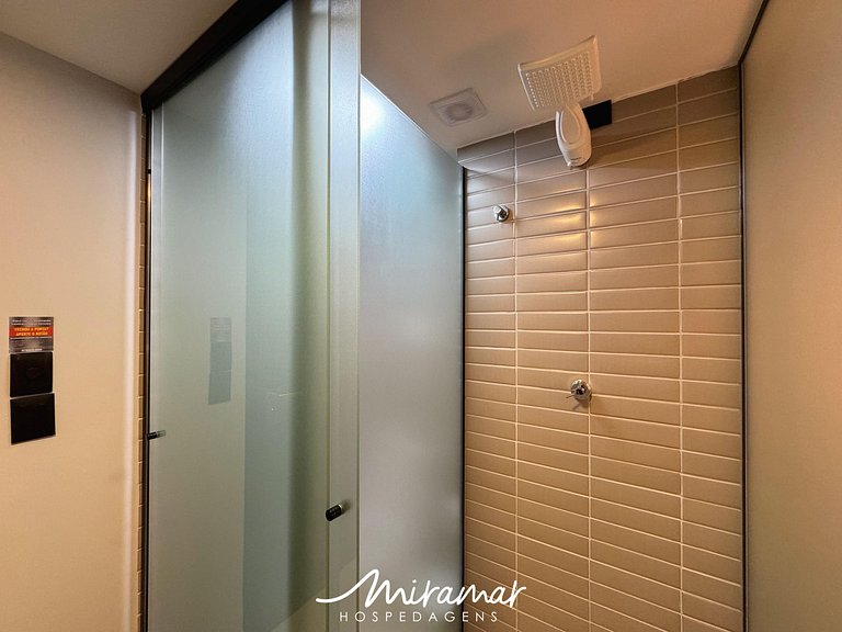 Flat Com Varanda Vista Mar no Jardim Oceania - MH