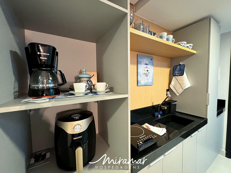 Flat Com Varanda Vista Mar no Jardim Oceania - MH
