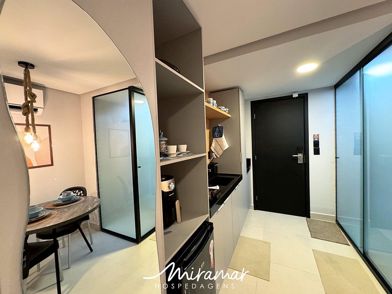 Flat Com Varanda Vista Mar no Jardim Oceania - MH