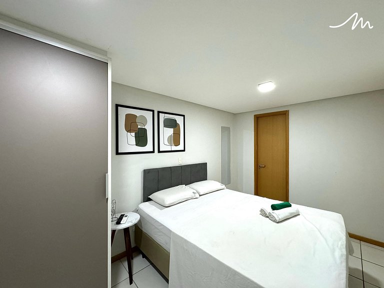 Flat com varanda no Cabo Branco - MH