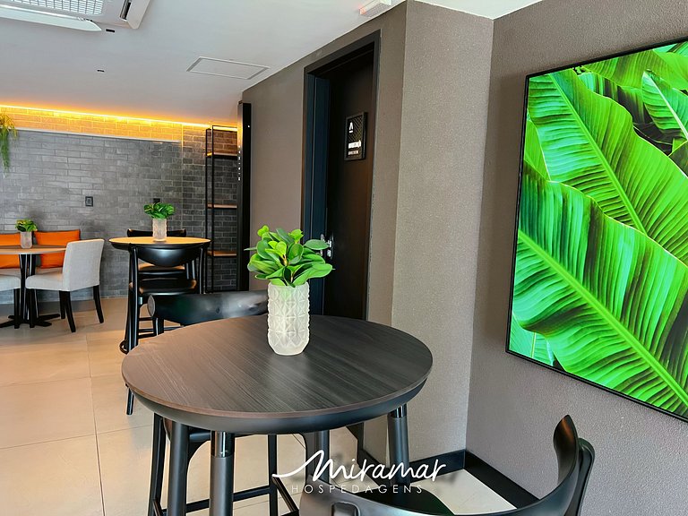 Flat c/Varanda Vista Mar Alta Garden - Miramar