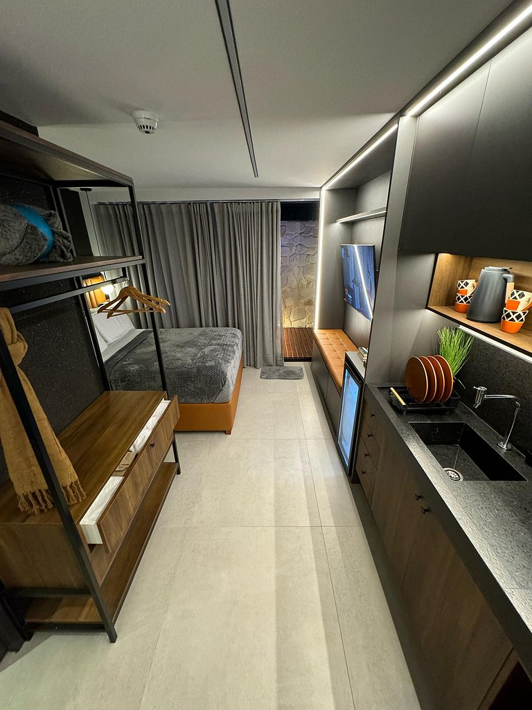 Flat a 50 Metros da praia no Get By Side (MH)