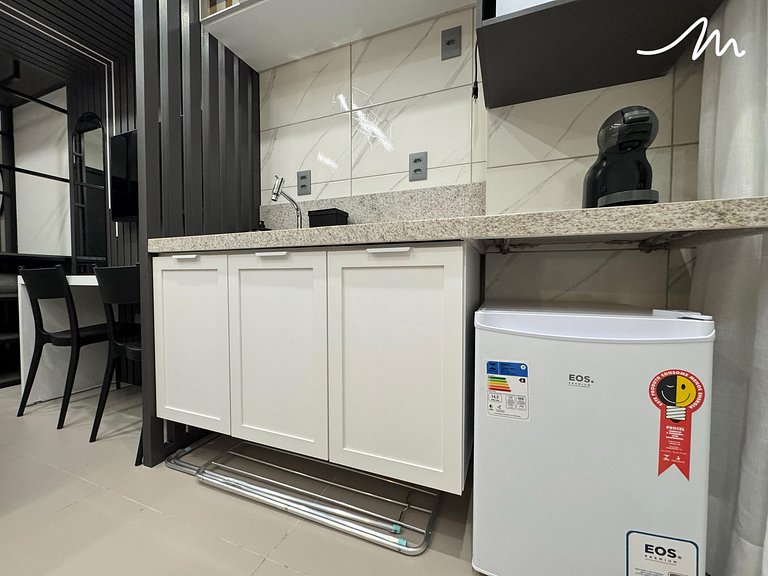 Confortável flat p/ 2 pessoas no Beach Haus - MH