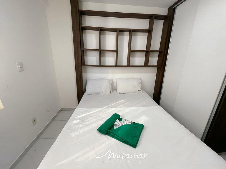 Apartamento c/Varanda em Tambauzinho-Miramar