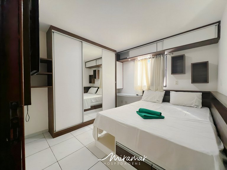 Apartamento c/Varanda em Tambauzinho