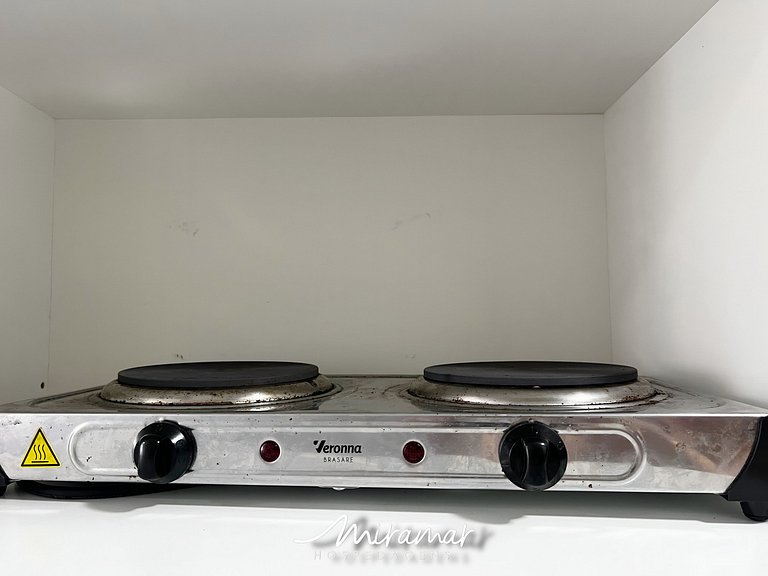 Apartamento c/Varanda em Tambauzinho