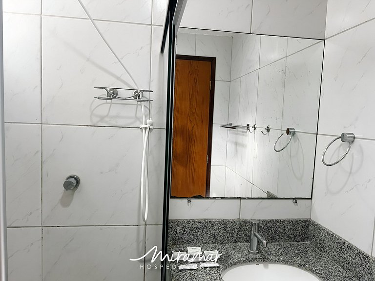 Apartamento c/Varanda em Tambauzinho