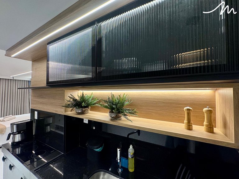 Cozy Flat with Balcony and Pool View