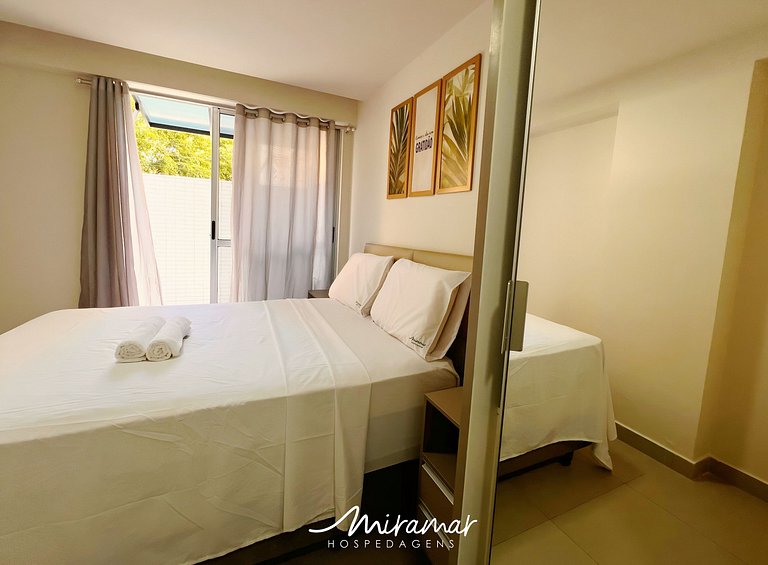 Flat com Terraço em Cabo Branco - MH