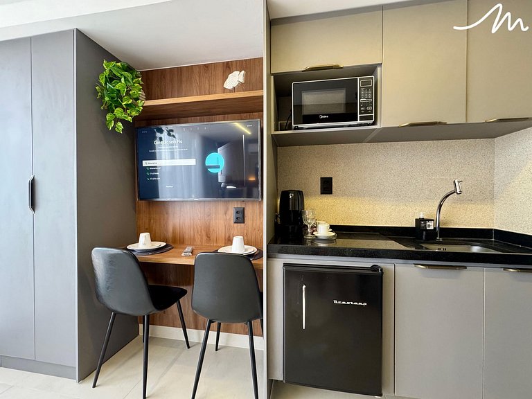 Flat para Casal c/ Varanda Vista Mar - MH