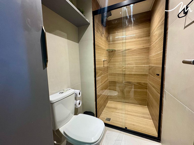 Flat para Casal c/ Varanda Vista Mar - MH