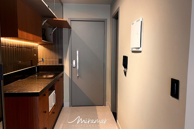 Flat p/ Manaíra próximo ao Shopping - MH