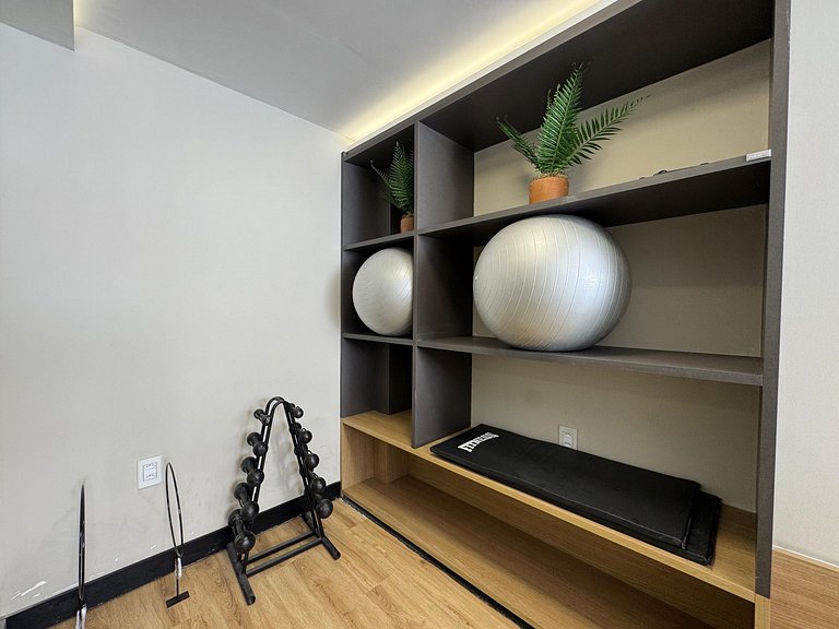 Flat com terraço privativo no Cabo Branco