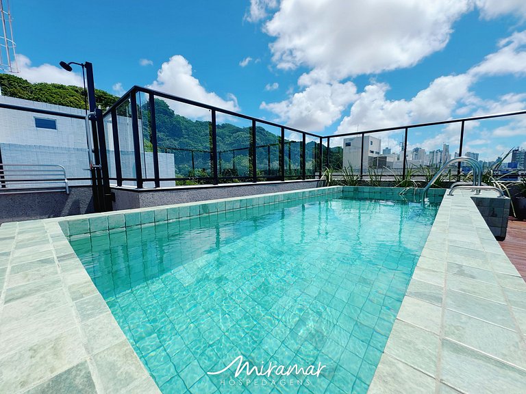 Flat com terraço privativo no Cabo Branco