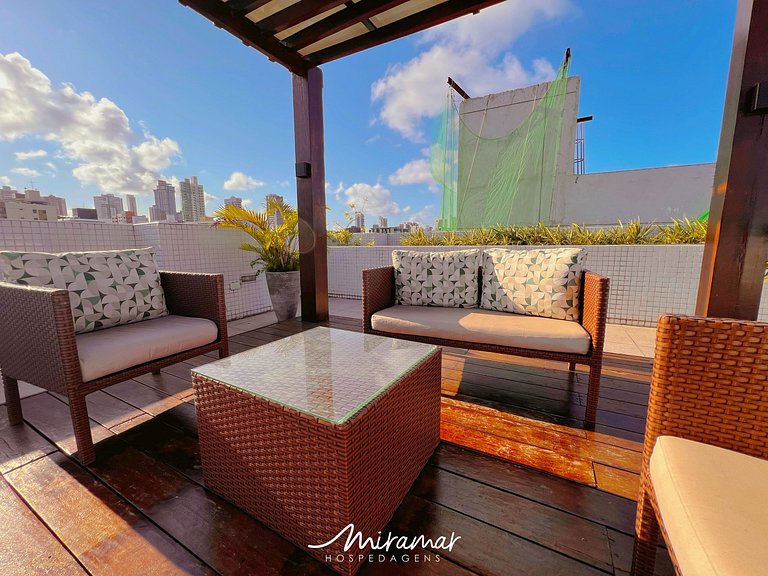 Apart. c/Varanda em Cabo Branco-Miramar