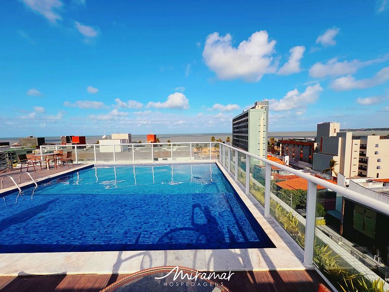 Apart. c/Varanda em Cabo Branco-Miramar