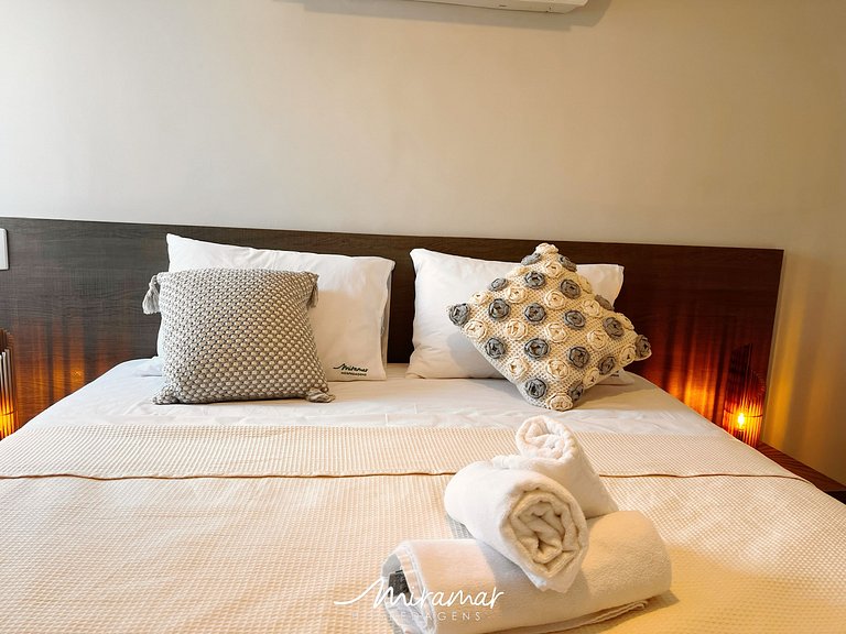 Apart. c/Varanda em Cabo Branco-Miramar