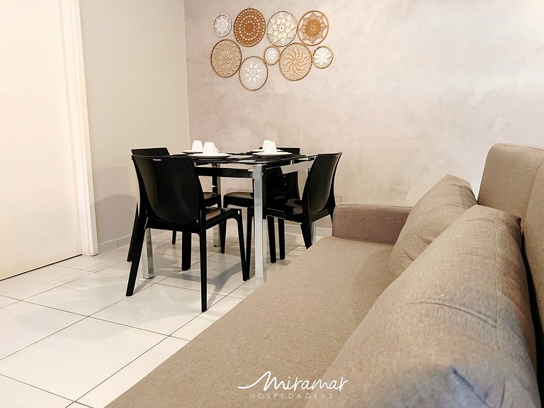 Apart. c/Varanda em Cabo Branco-Miramar