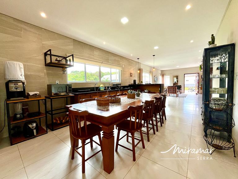 Mountain Paradise on Cherry Blossom Mountain