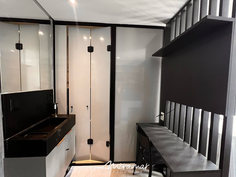 Flat com 2 Camas de Casal no Get One (MH)