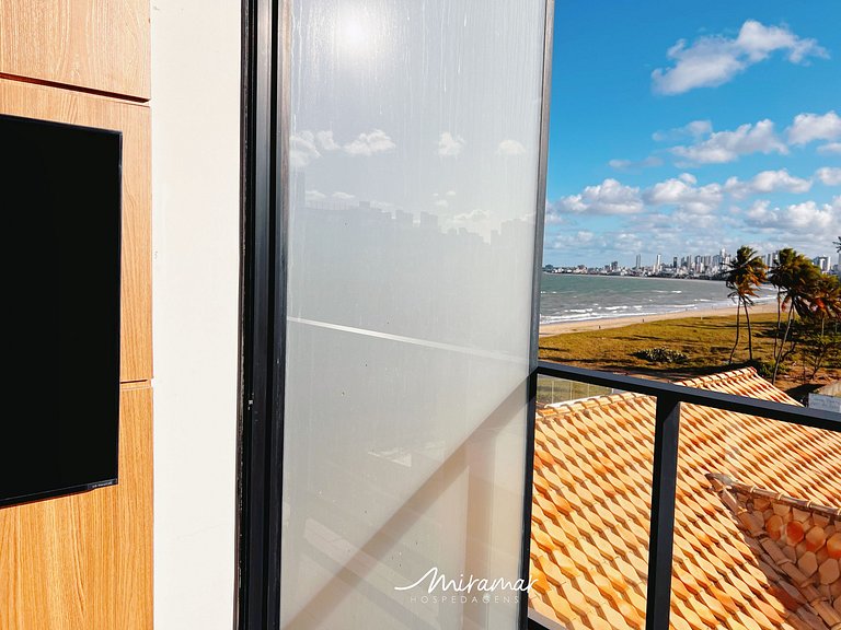 Flat c/Varanda e Vista Mar Lateral - Miramar