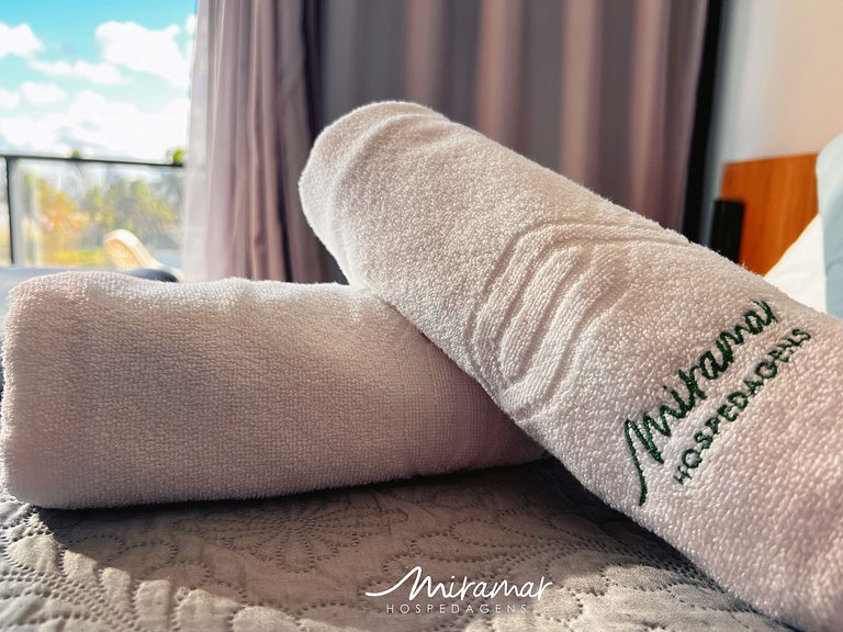 Flat c/Varanda e Vista Mar Lateral - Miramar