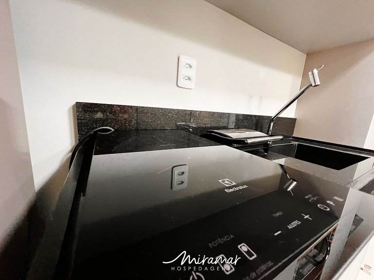 Flat p/ 3 pessoas Vista Mar Lateral - Miramar